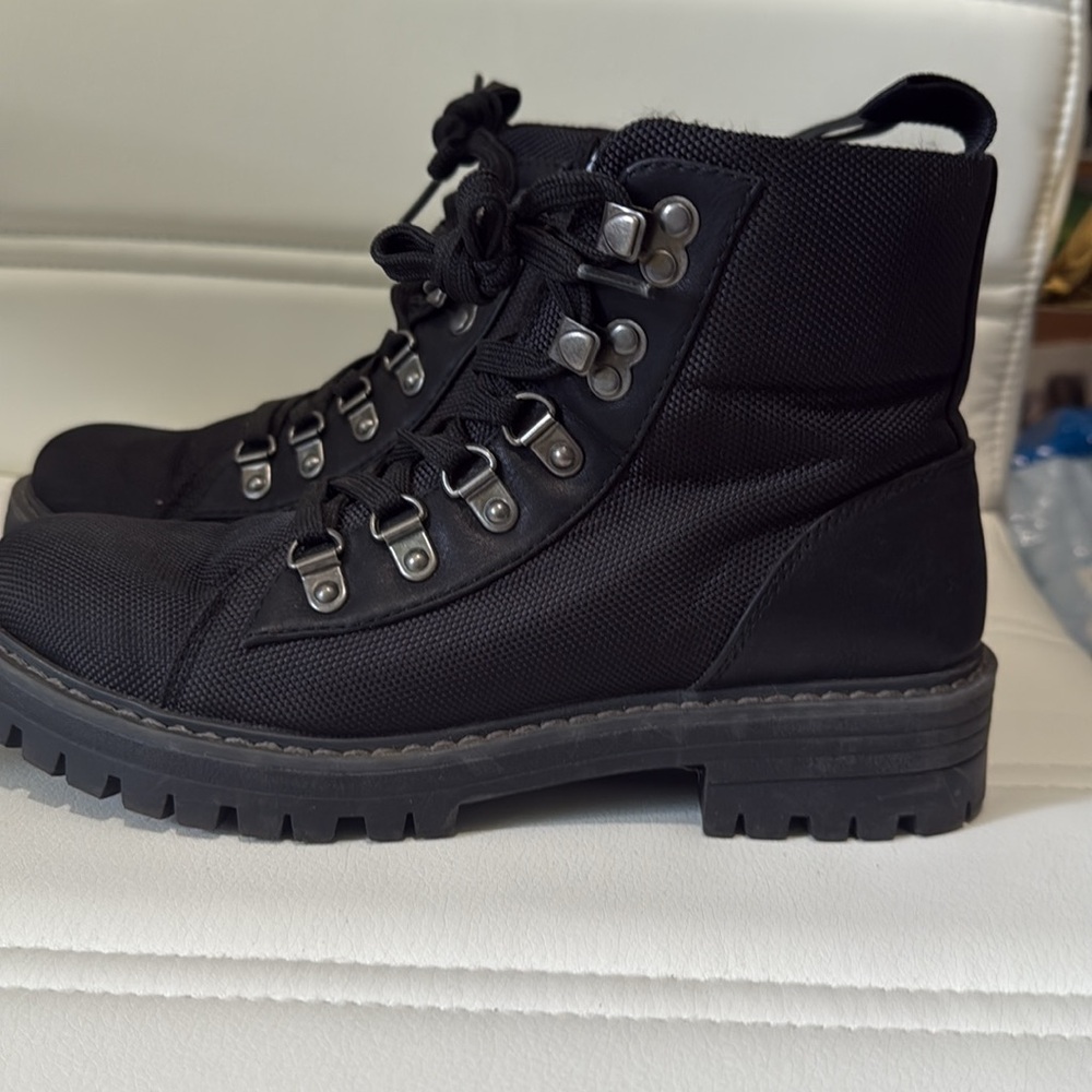 Cliffs Boots - Picture 4 of 4